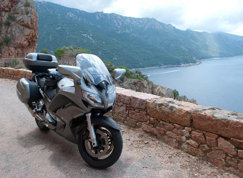 corse-en-moto