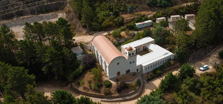 monastere-assunta-gloriosa-sari-solenzara