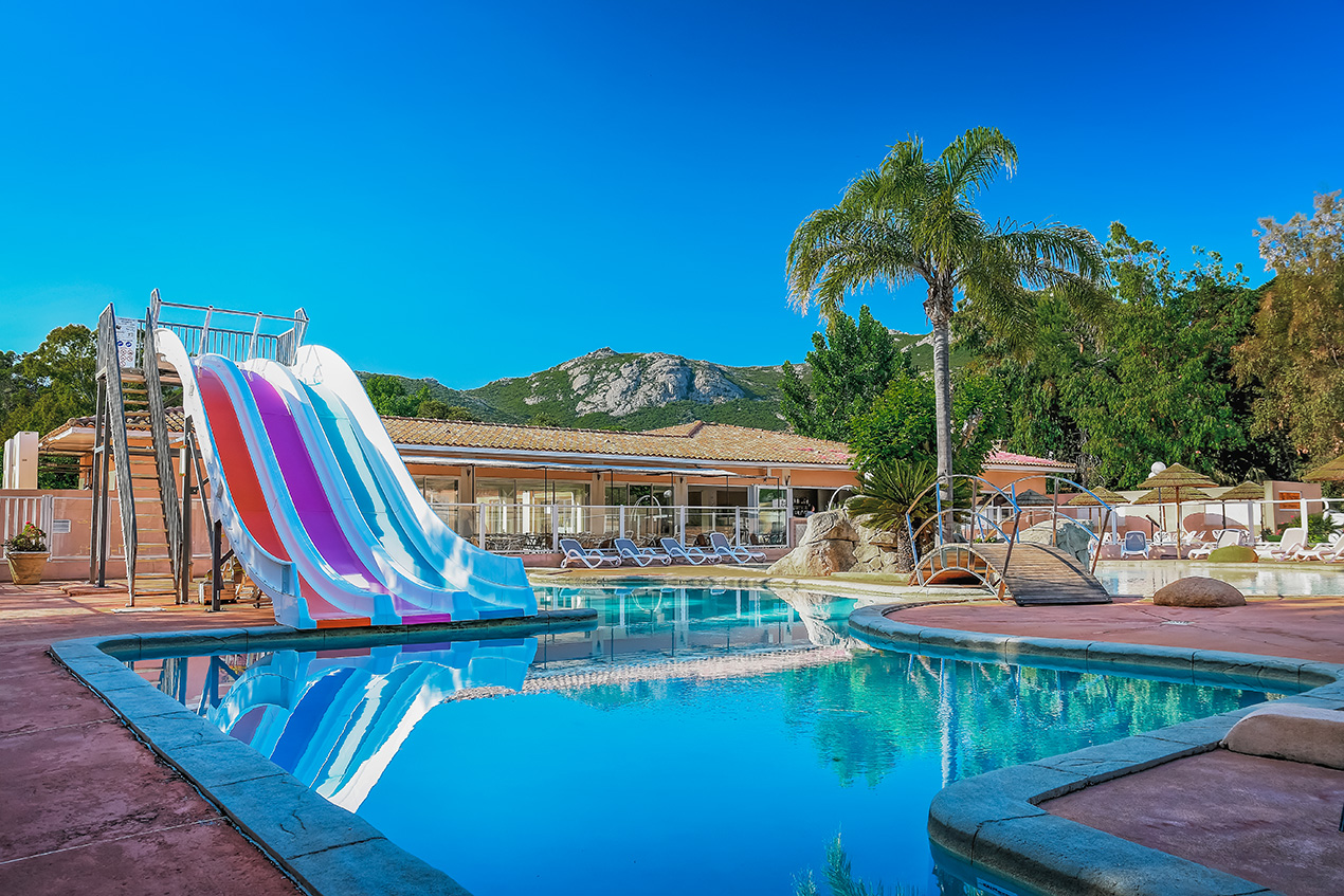 notre-camping-avec-parc-aquatique-en-corse